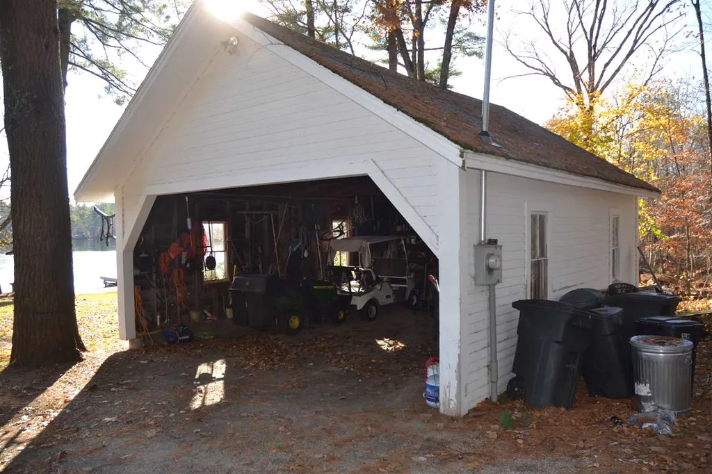 15 Millwood Road Wolfeboro NH 03894