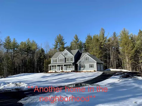 44 Hemlock Lane Chester NH 03036