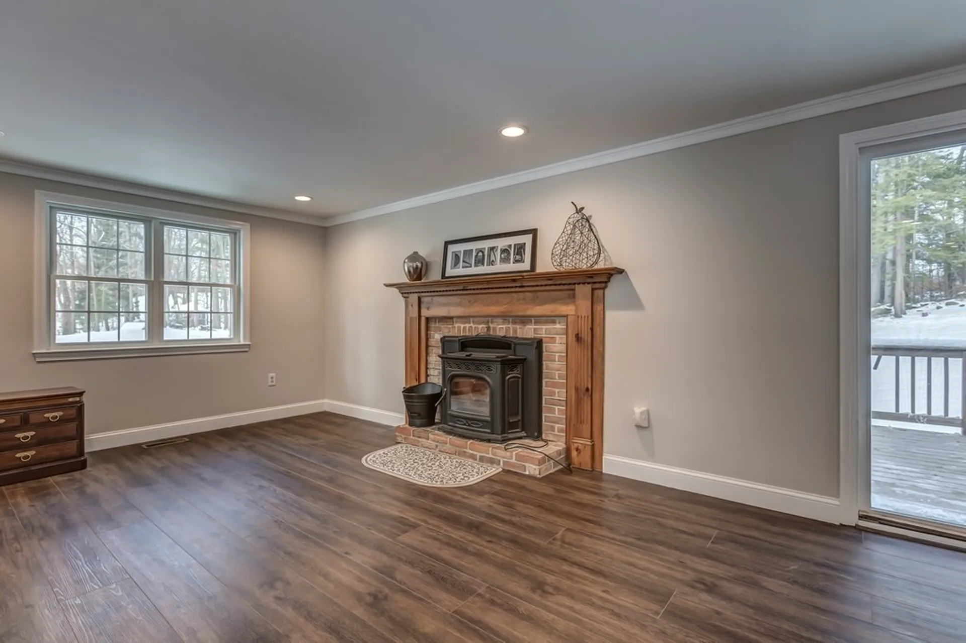 13 Barisano Way Nashua NH 03063