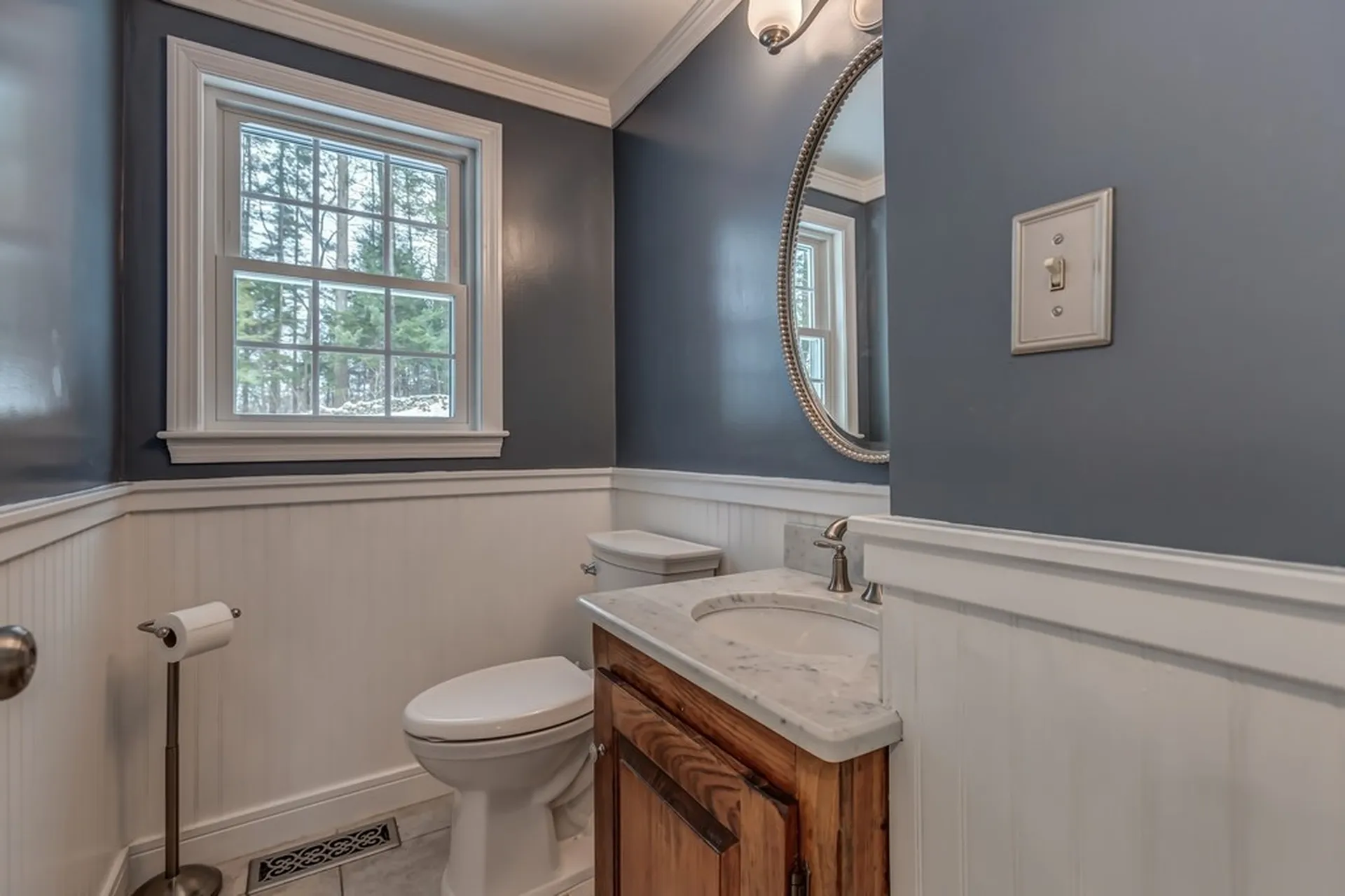 13 Barisano Way Nashua NH 03063