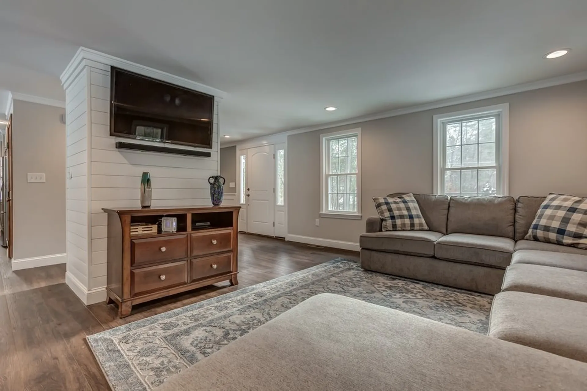 13 Barisano Way Nashua NH 03063