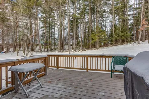 13 Barisano Way Nashua NH 03063