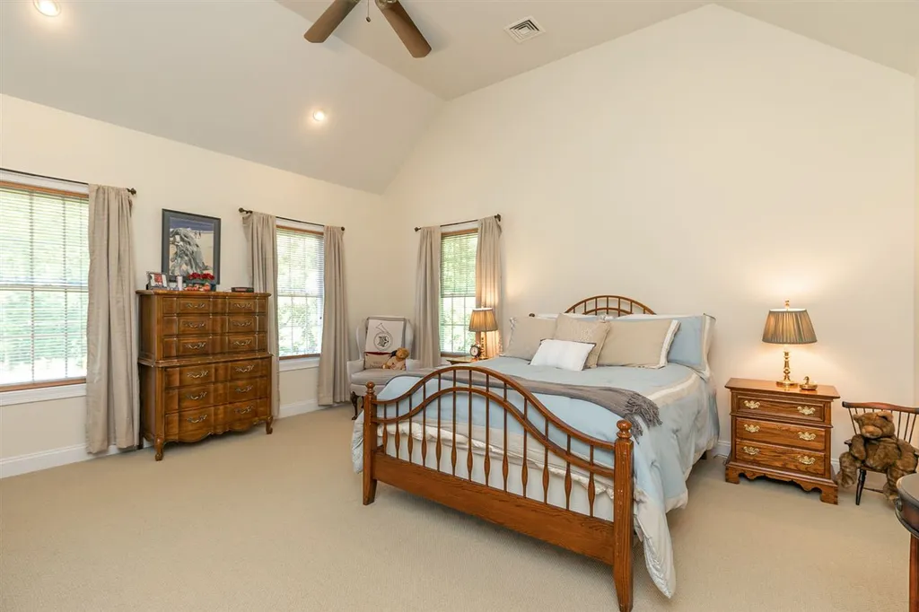 222 Middle Road Brentwood NH 03833