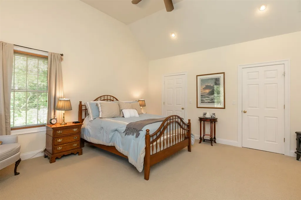 222 Middle Road Brentwood NH 03833