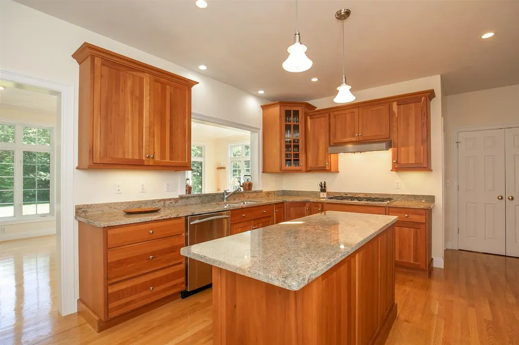 222 Middle Road Brentwood NH 03833
