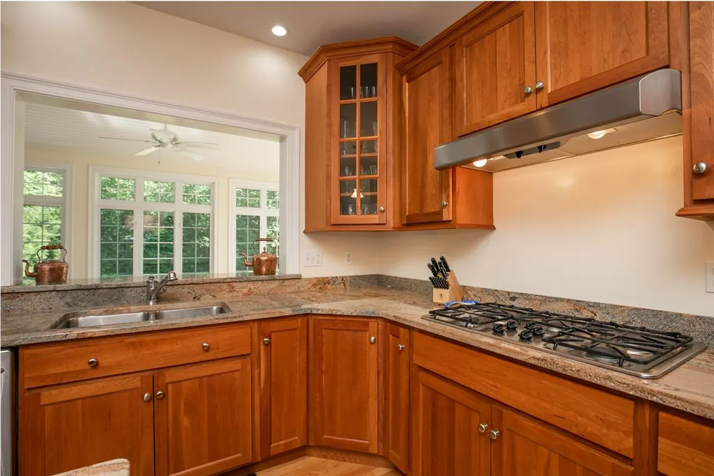 222 Middle Road Brentwood NH 03833