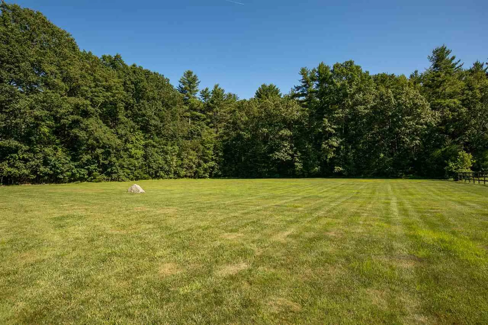 222 Middle Road Brentwood NH 03833