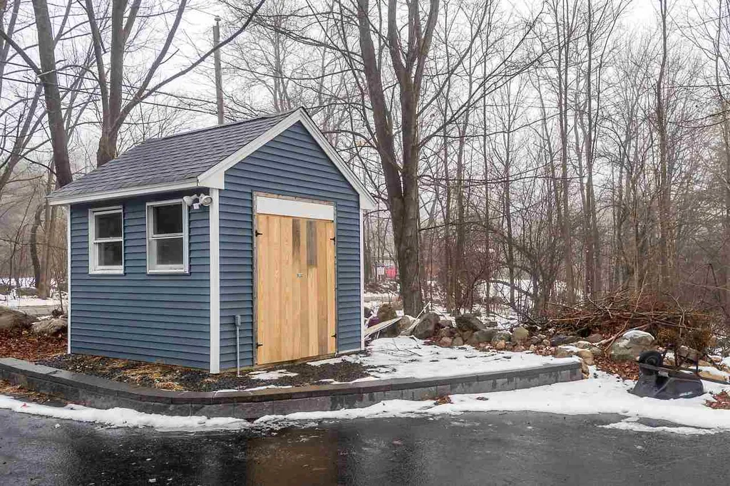 22 Swain Road Gilford NH 03249