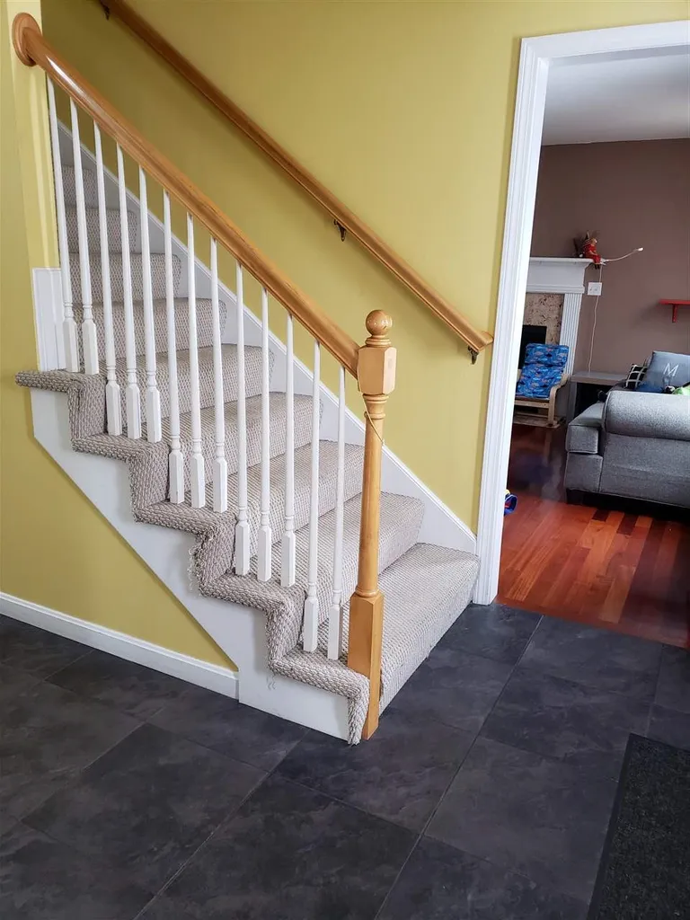 14 Normandy Way Nashua NH 03063