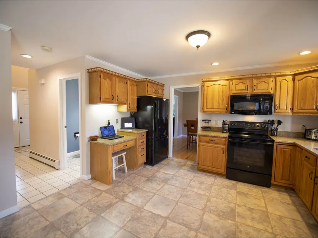92 Woodrose Lane Colchester VT 05446