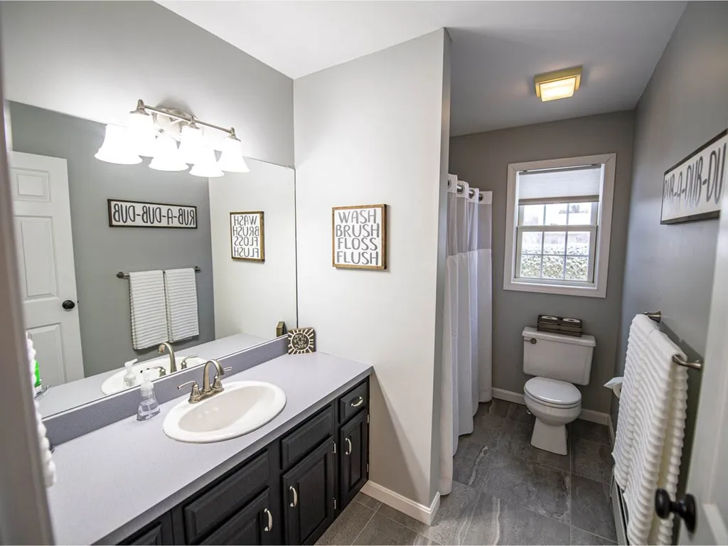 92 Woodrose Lane Colchester VT 05446