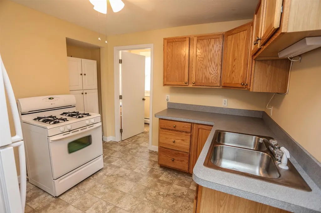 29 Harvard Street Nashua NH 03060