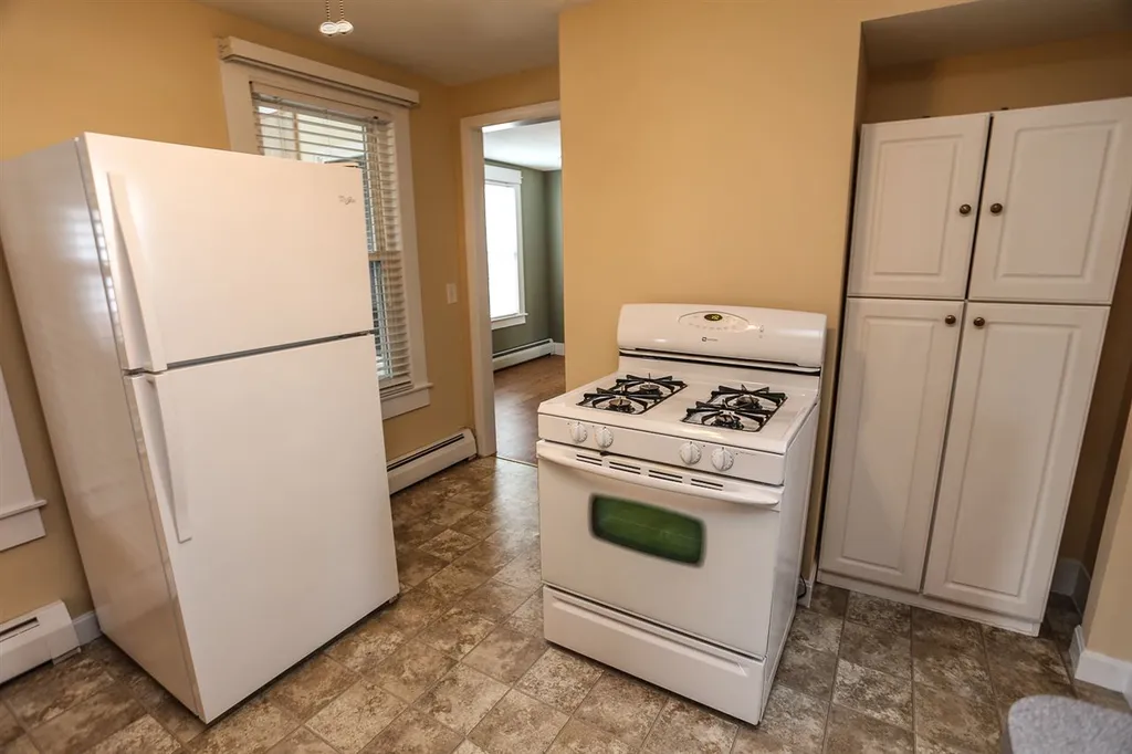 29 Harvard Street Nashua NH 03060