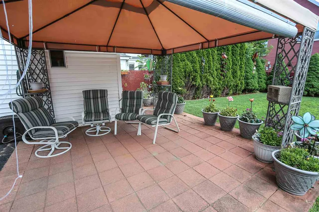 29 Harvard Street Nashua NH 03060