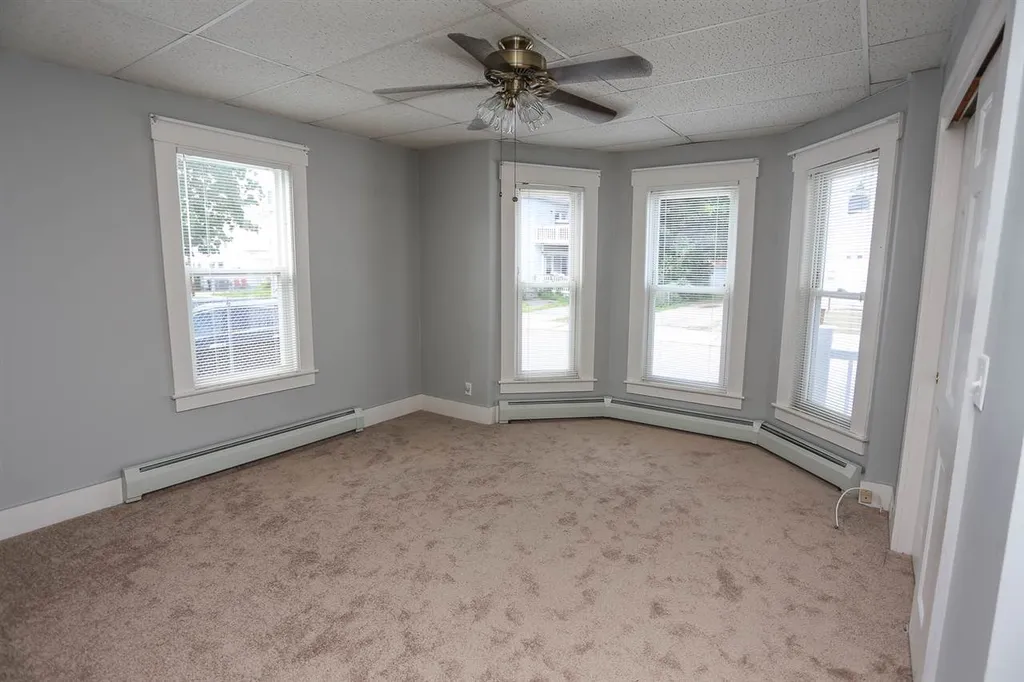 29 Harvard Street Nashua NH 03060