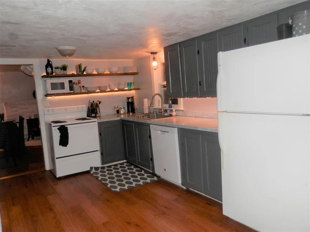 137 Bay Road Sanbornton NH 03269