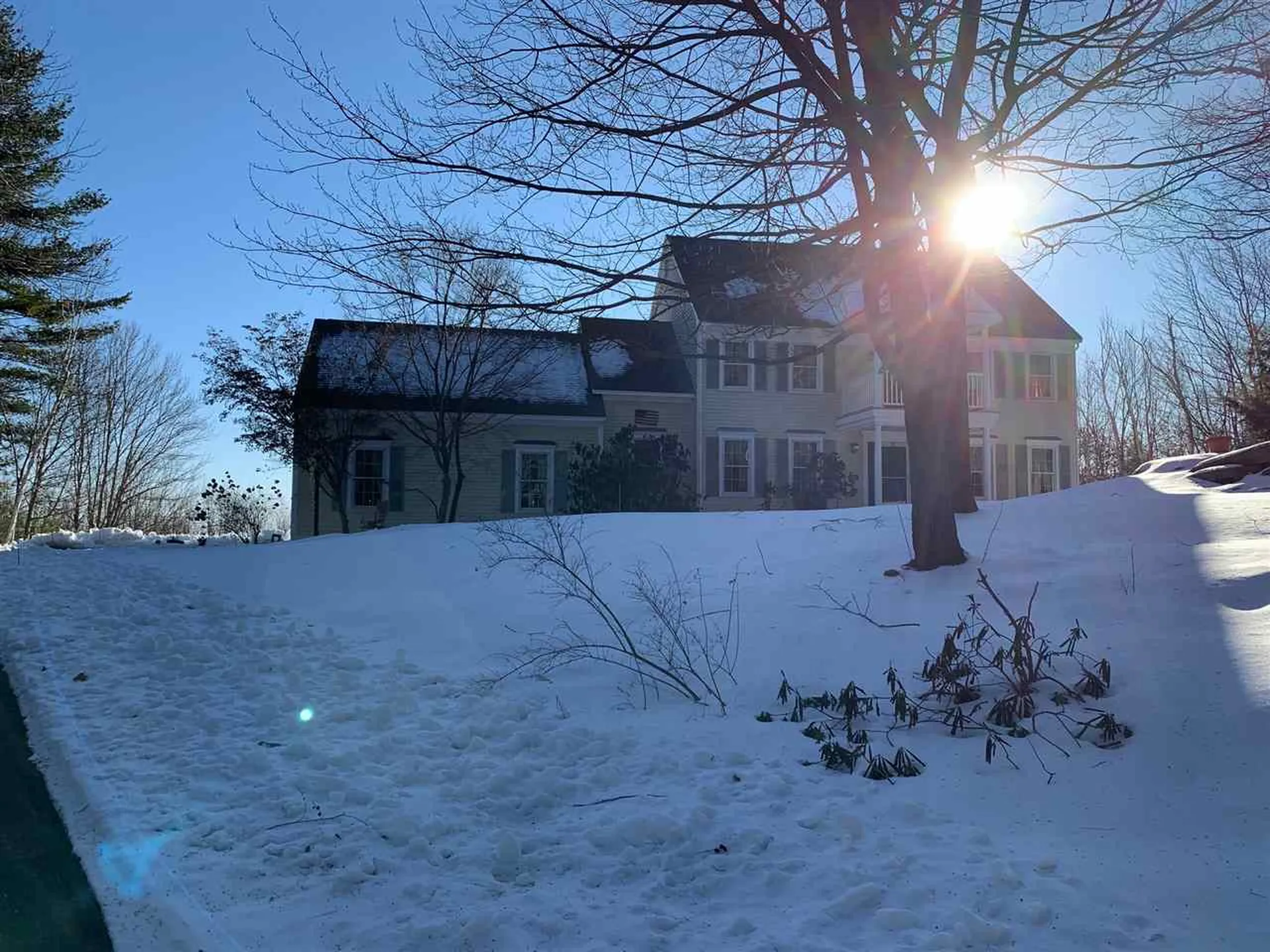 17 Twin Oaks Drive Mont Vernon NH 03057