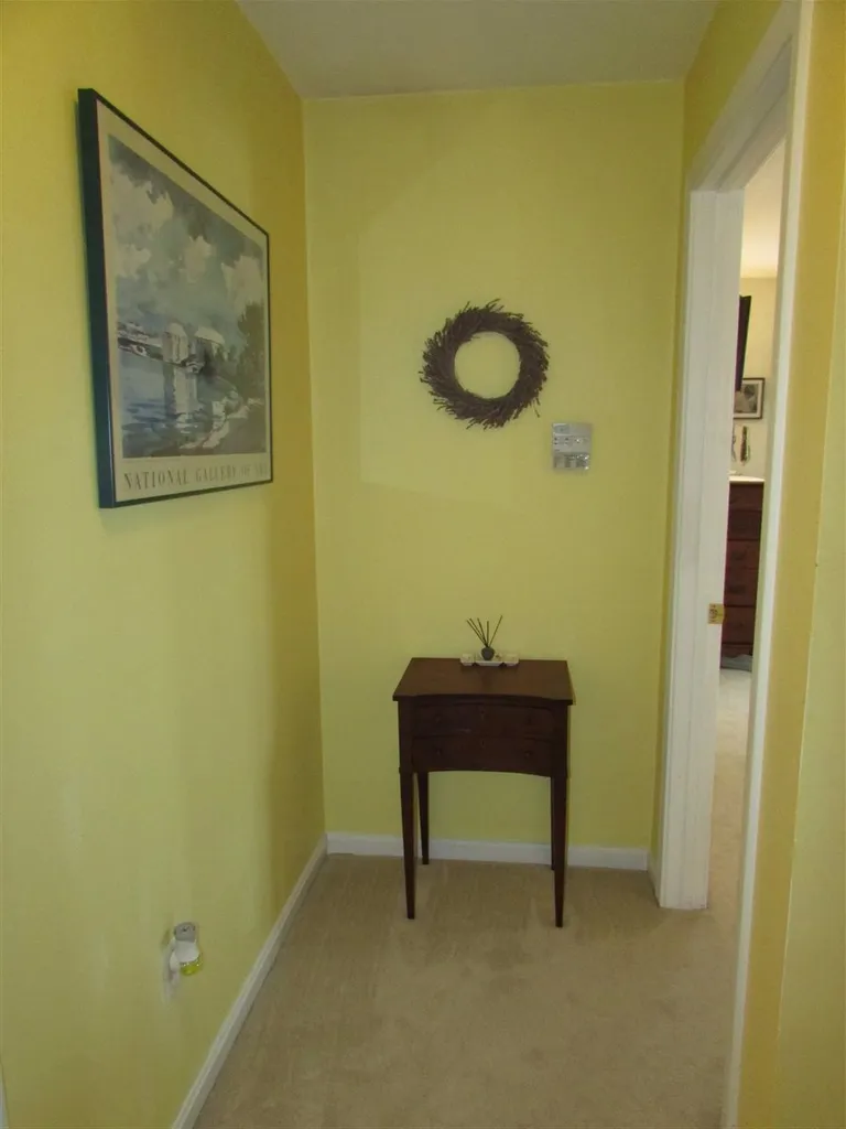 98 Algonquin Road Enfield NH 03748