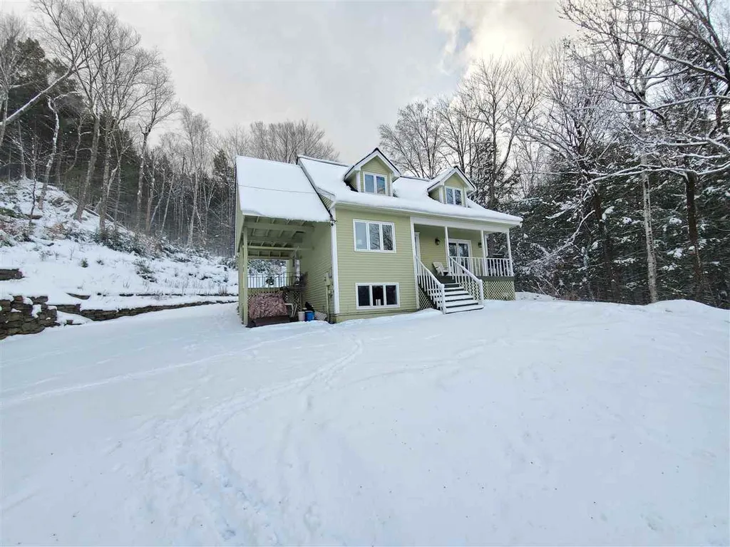 98 Algonquin Road Enfield NH 03748