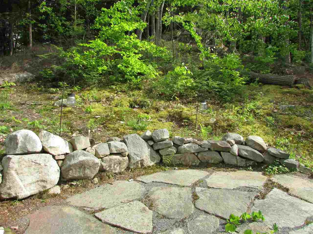 98 Algonquin Road Enfield NH 03748