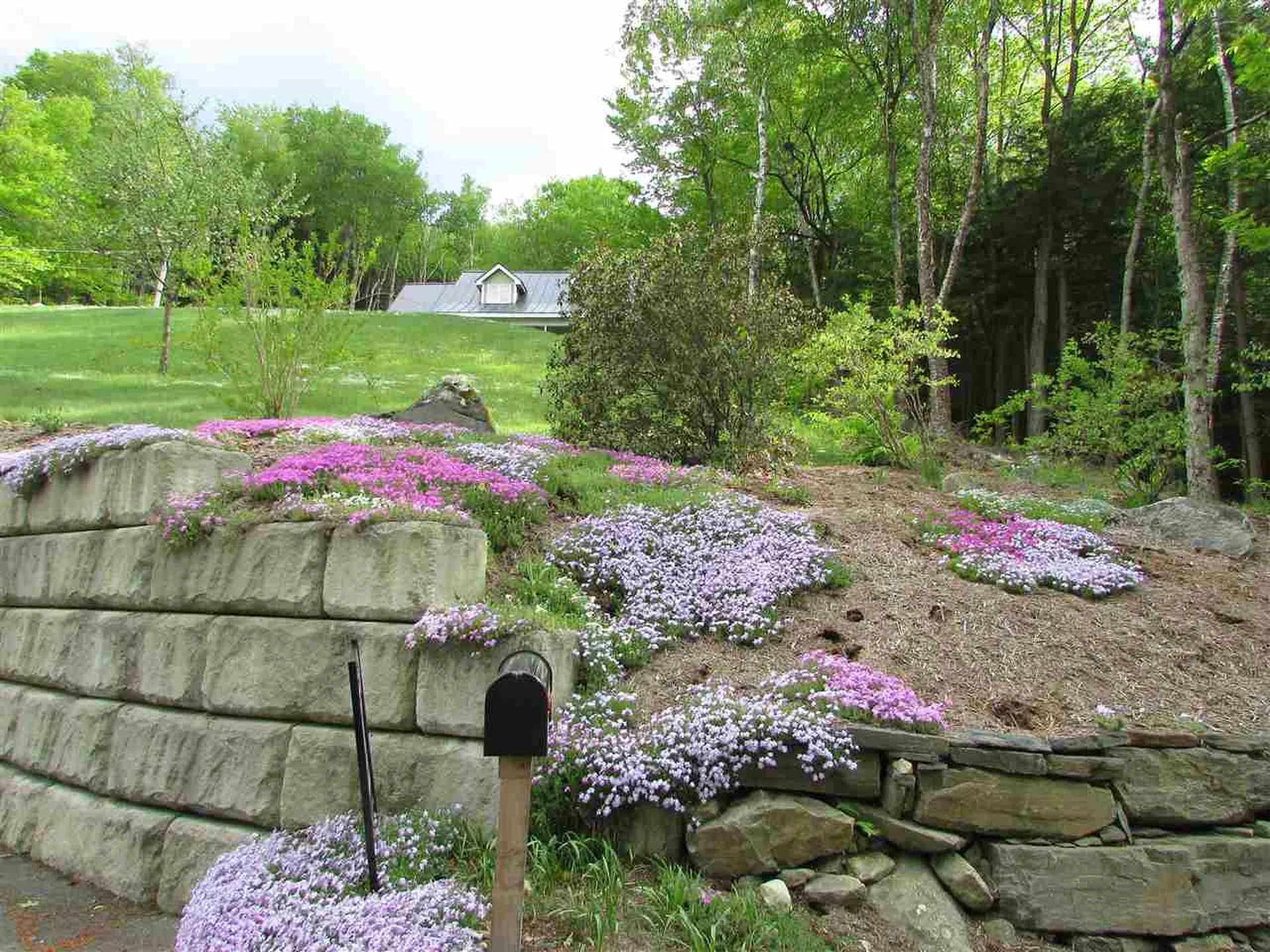 98 Algonquin Road Enfield NH 03748