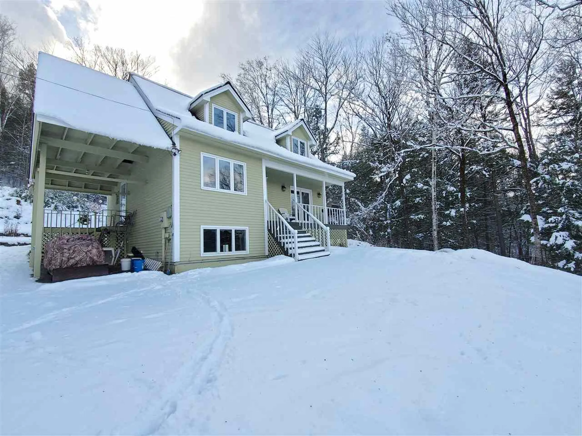98 Algonquin Road Enfield NH 03748