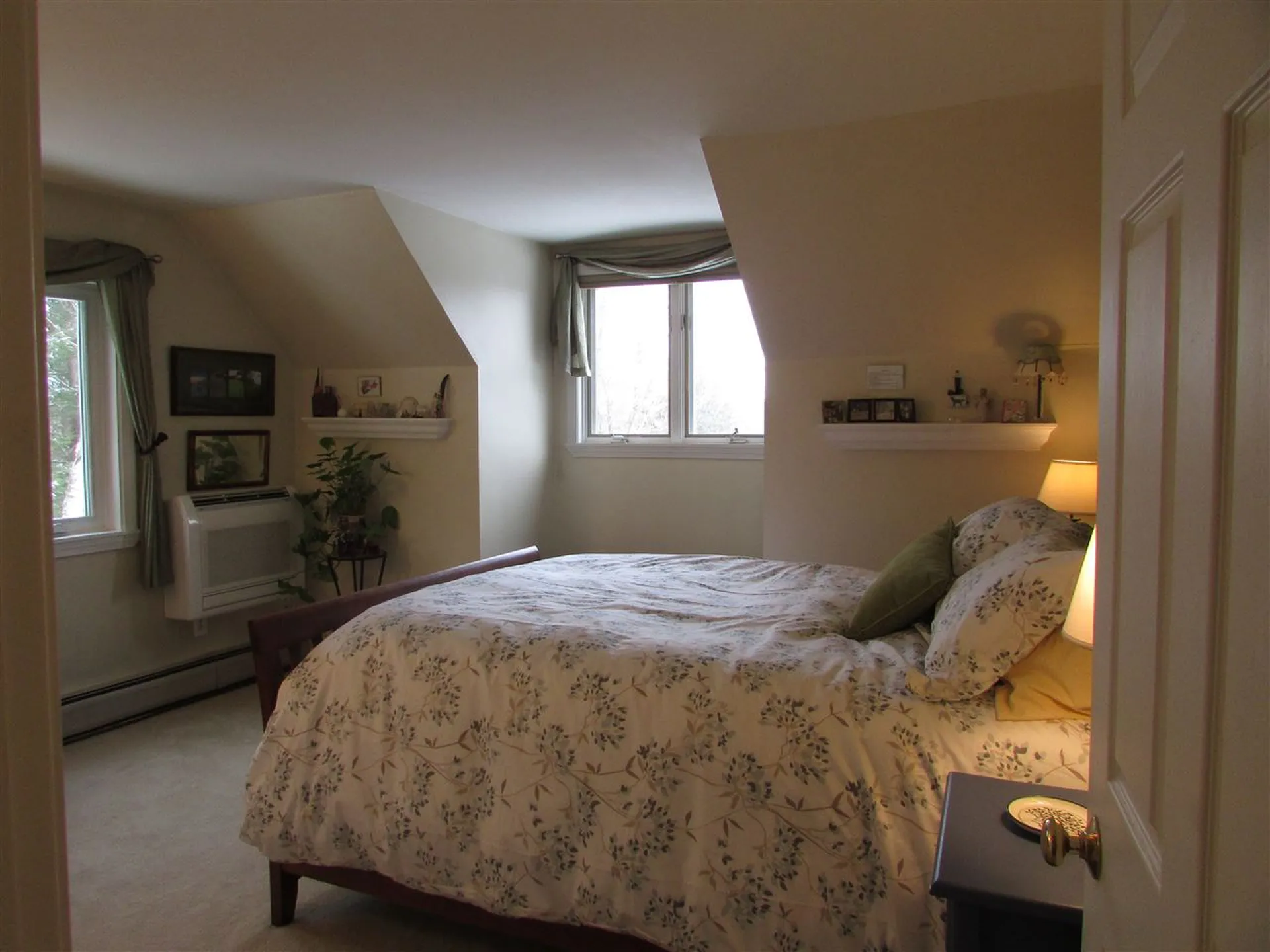 98 Algonquin Road Enfield NH 03748