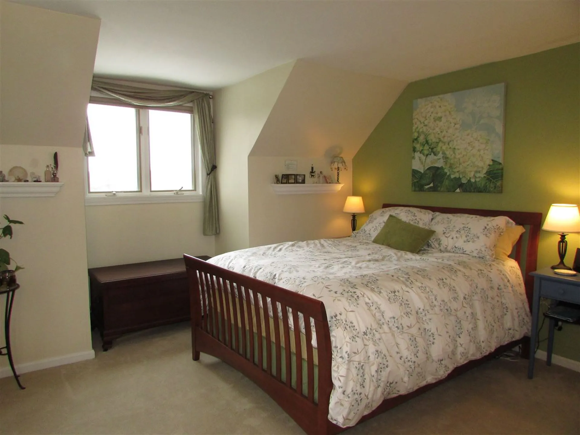 98 Algonquin Road Enfield NH 03748
