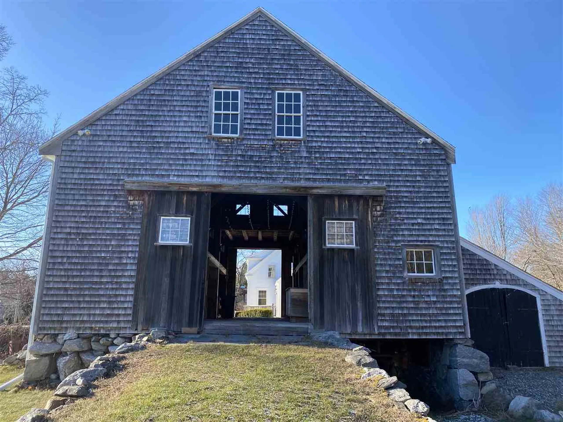 61 Woodland Road North Hampton NH 03862
