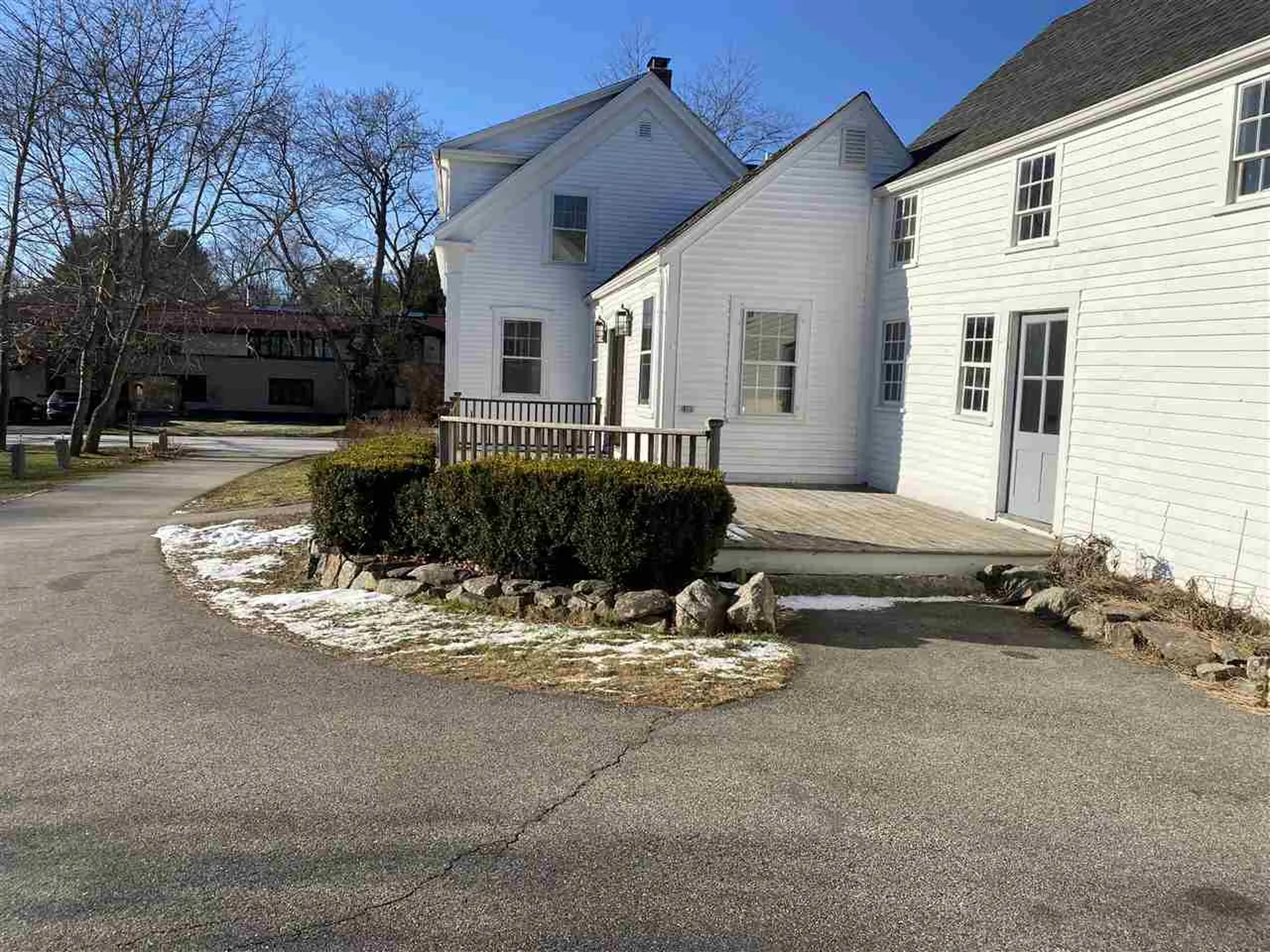 61 Woodland Road North Hampton NH 03862