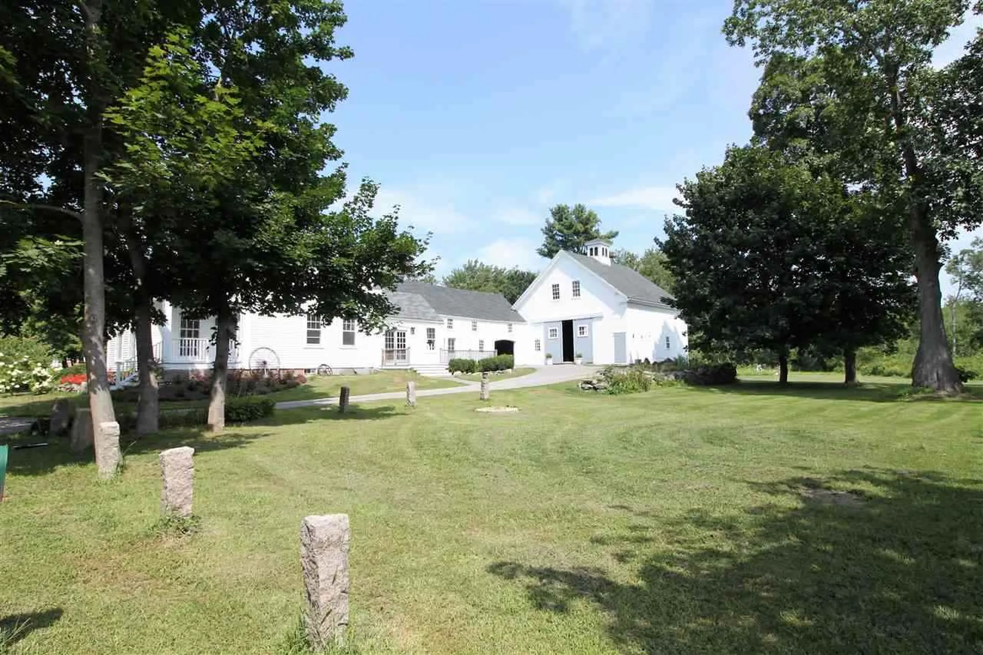 61 Woodland Road North Hampton NH 03862