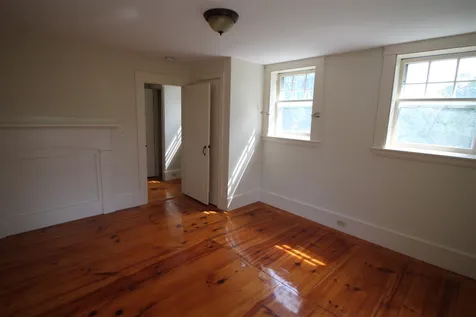 61 Woodland Road North Hampton NH 03862