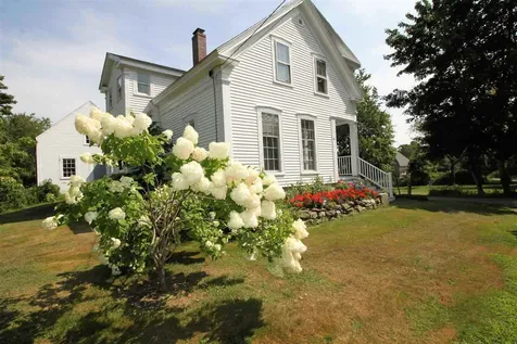 61 Woodland Road North Hampton NH 03862
