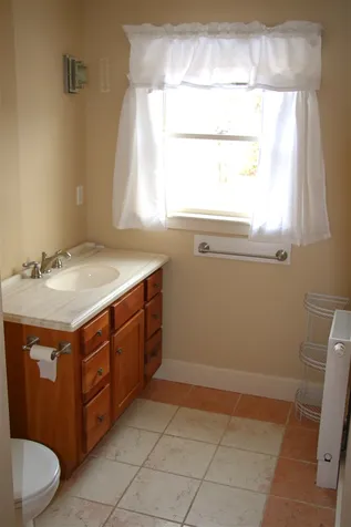 61 Woodland Road North Hampton NH 03862