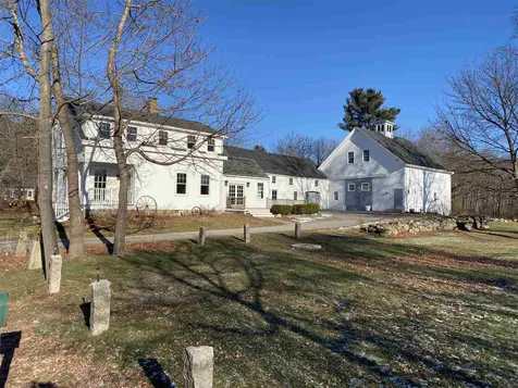 61 Woodland Road North Hampton NH 03862