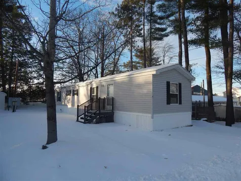 6 Joy Avenue Belmont NH 03220