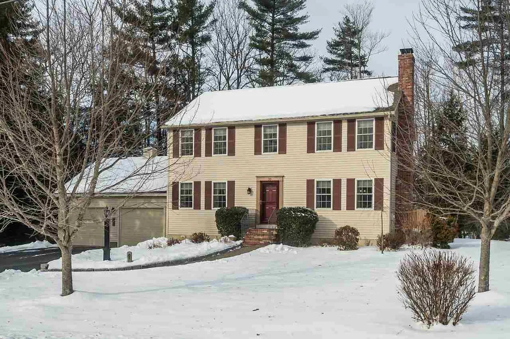 33 Pray Street Rochester NH 03868