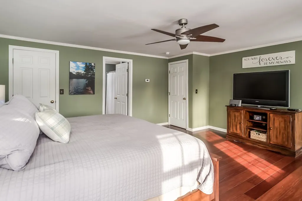 33 Pray Street Rochester NH 03868