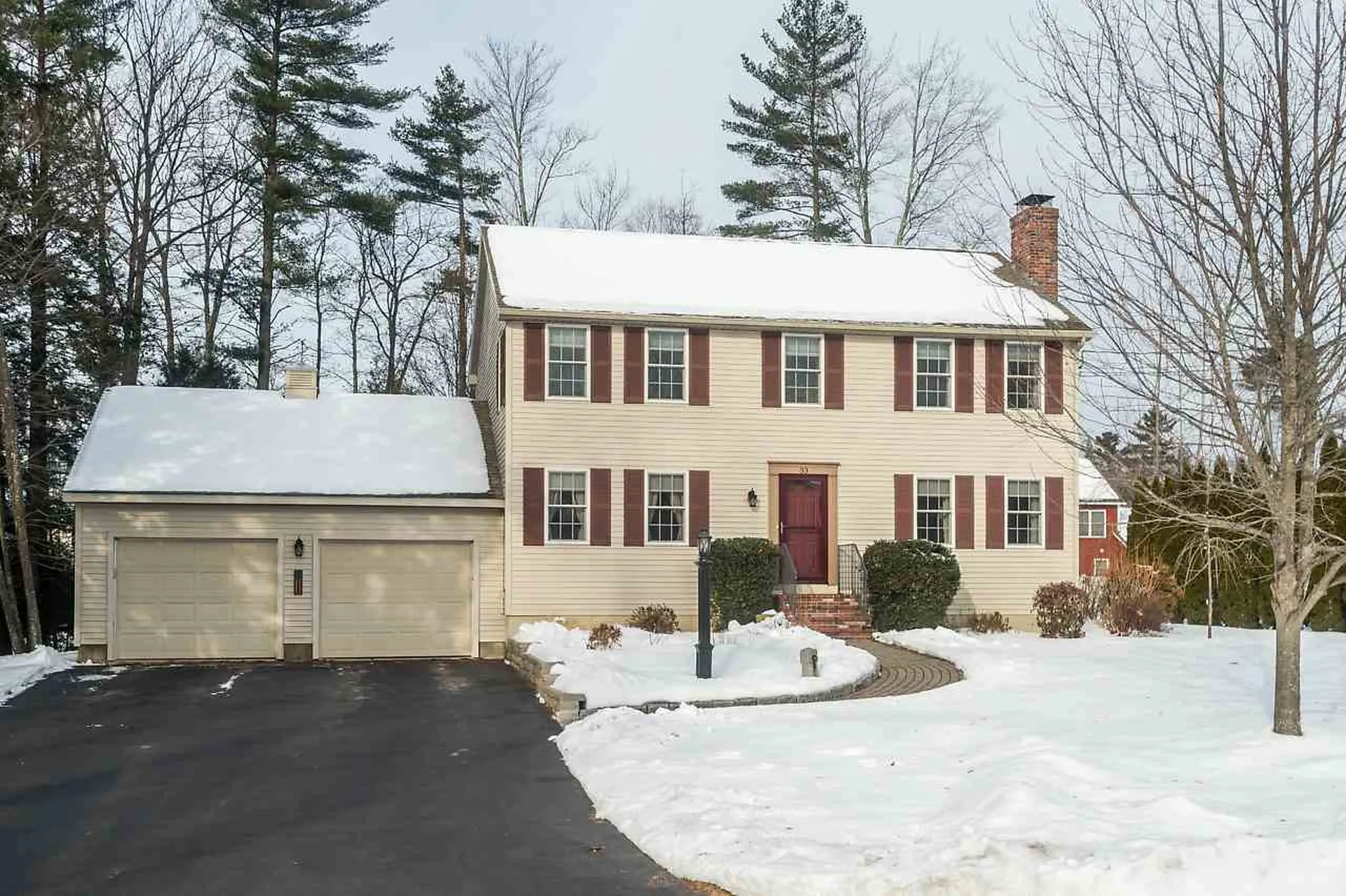 33 Pray Street Rochester NH 03868