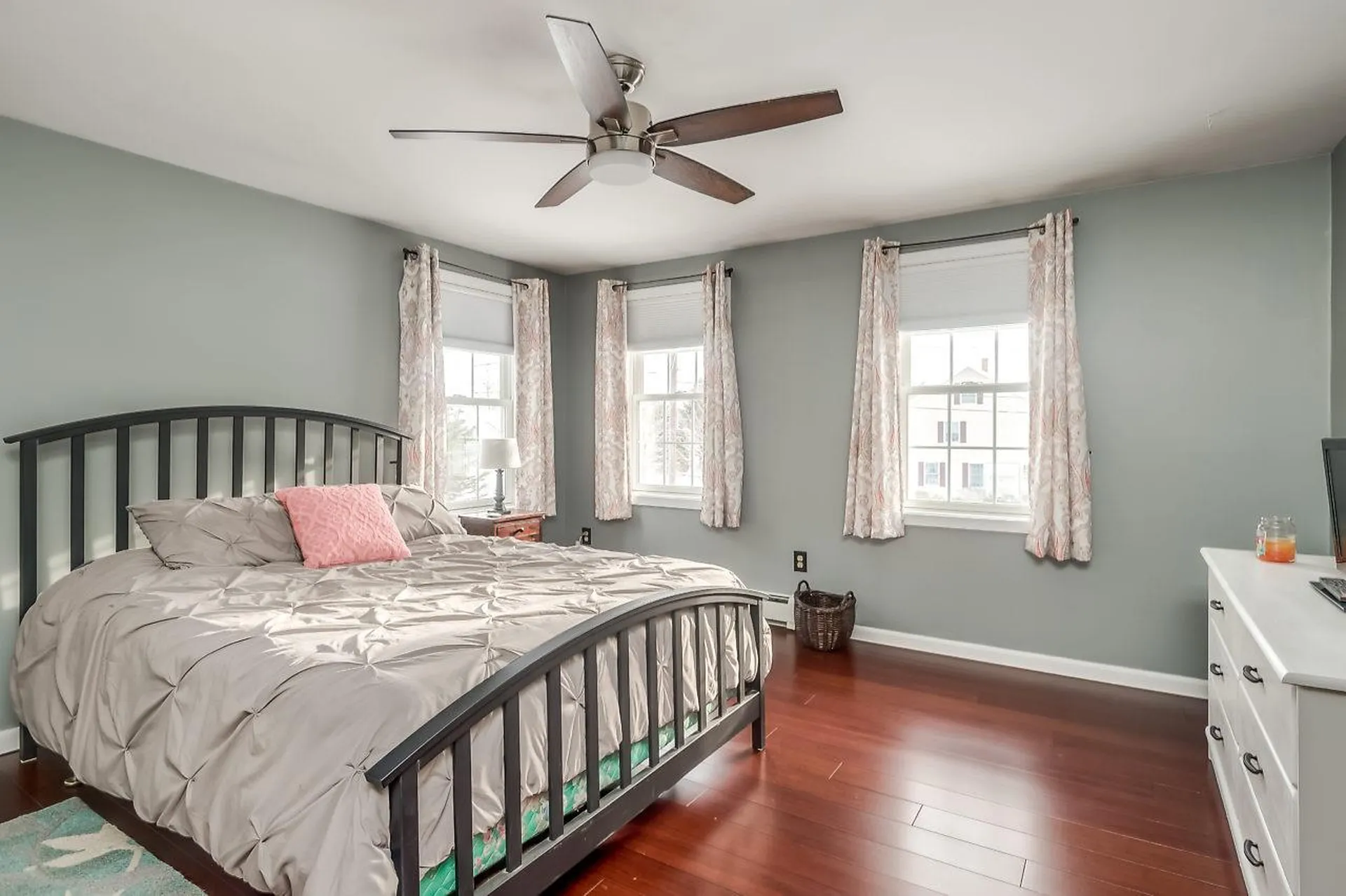33 Pray Street Rochester NH 03868