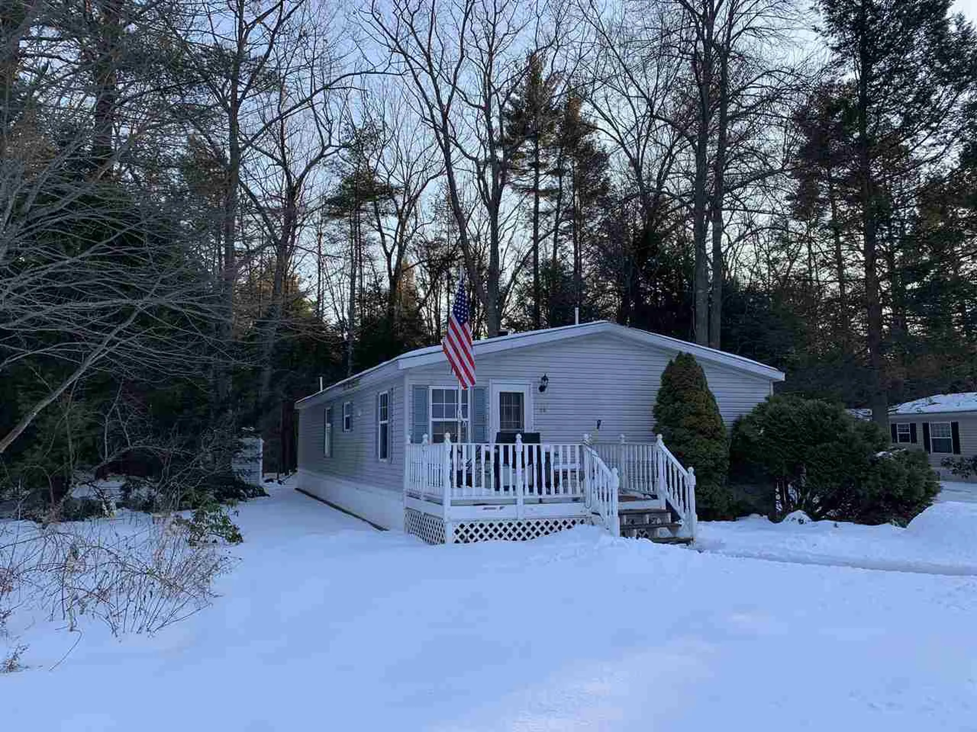 66 Courtney Lane Eliot ME 03903