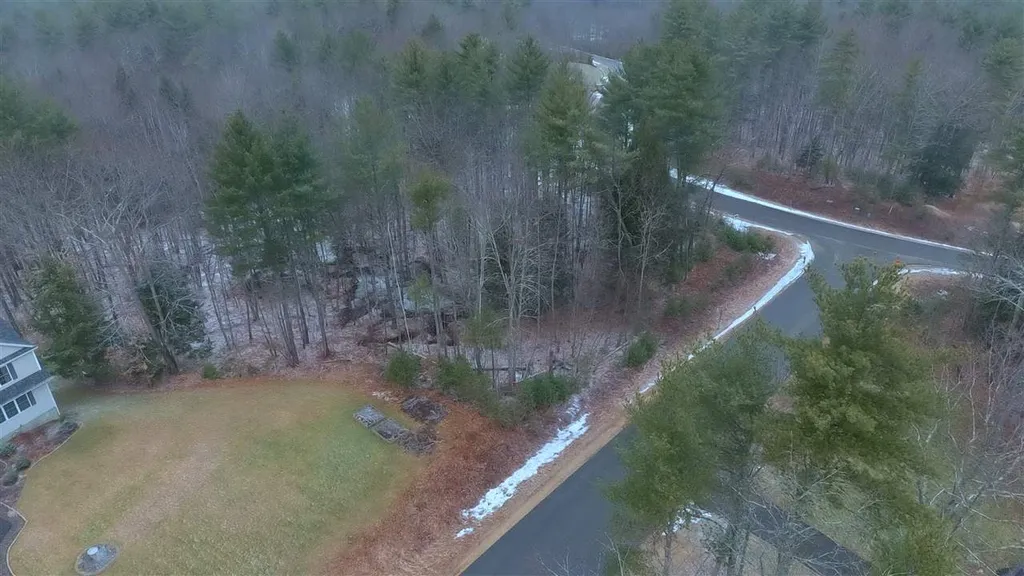 98 Olde Bridge Lane Epping NH 03042