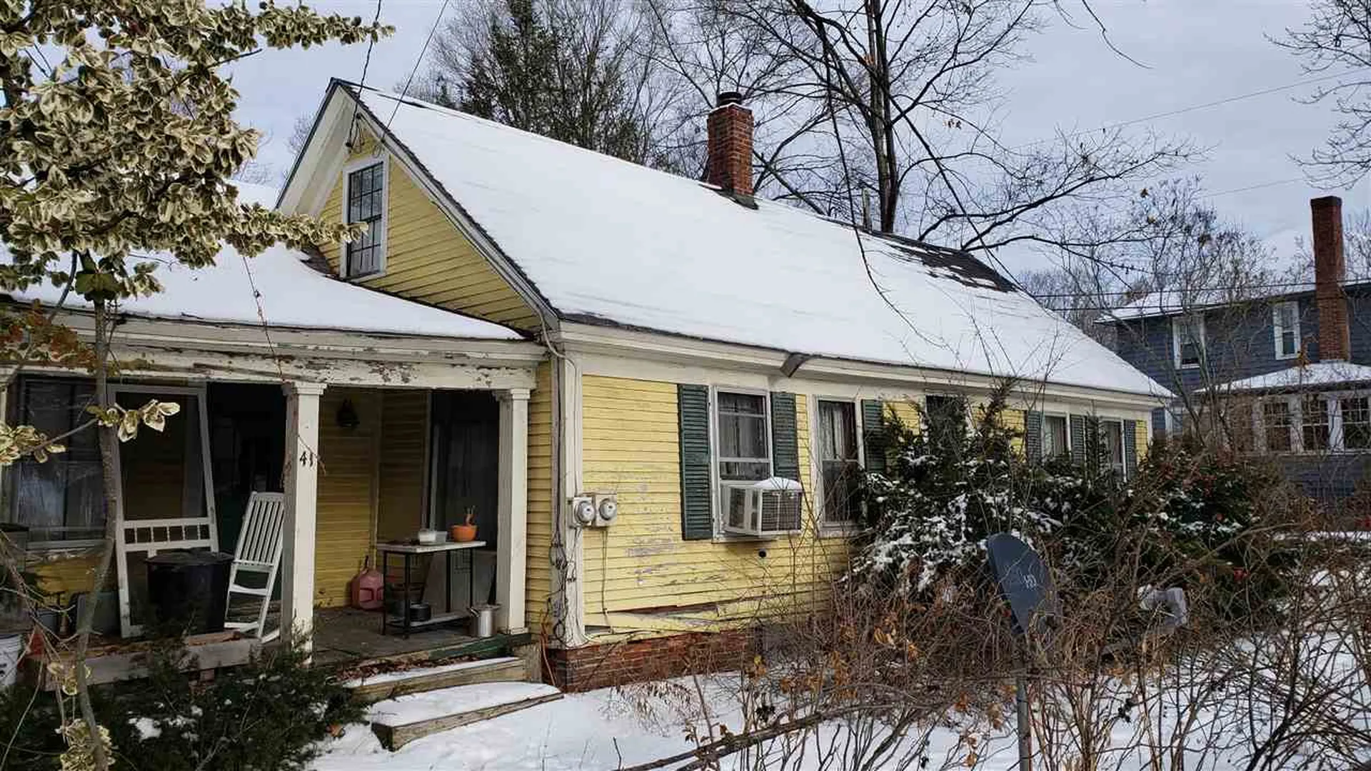 41 Maple Avenue Claremont NH 03743