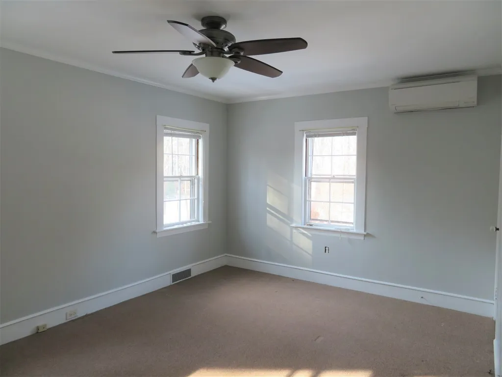 9 Drinkwater Road Exeter NH 03833