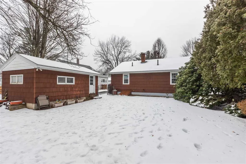 385 Hill Street Manchester NH 03102