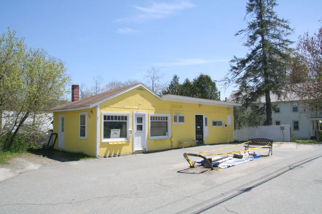 4675 Us Route 5 Barnet VT 05821