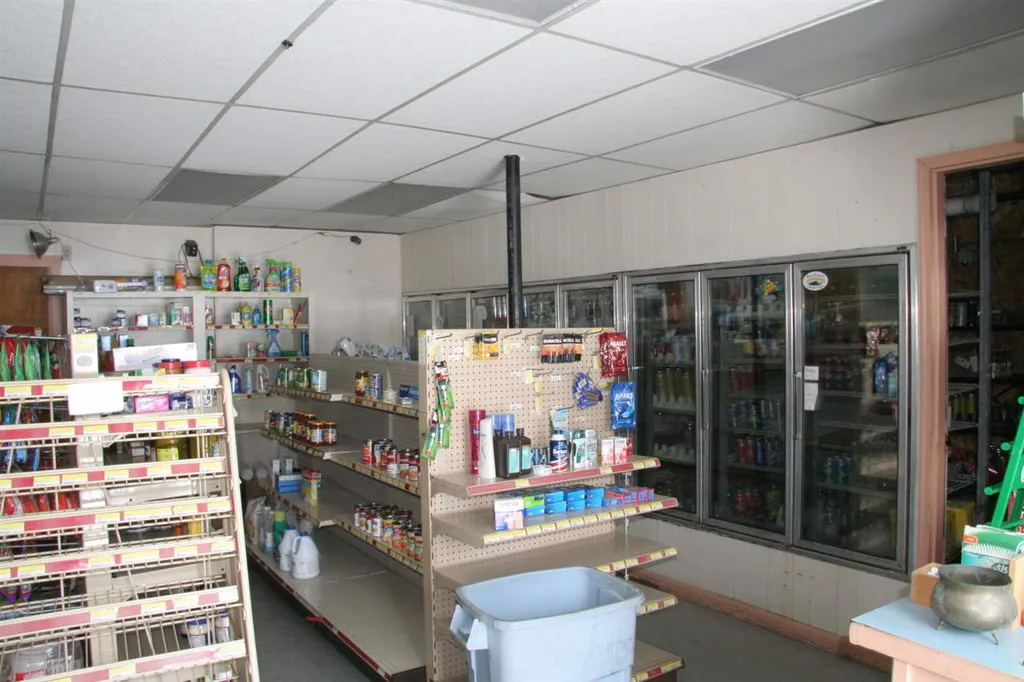 4675 Us Route 5 Barnet VT 05821