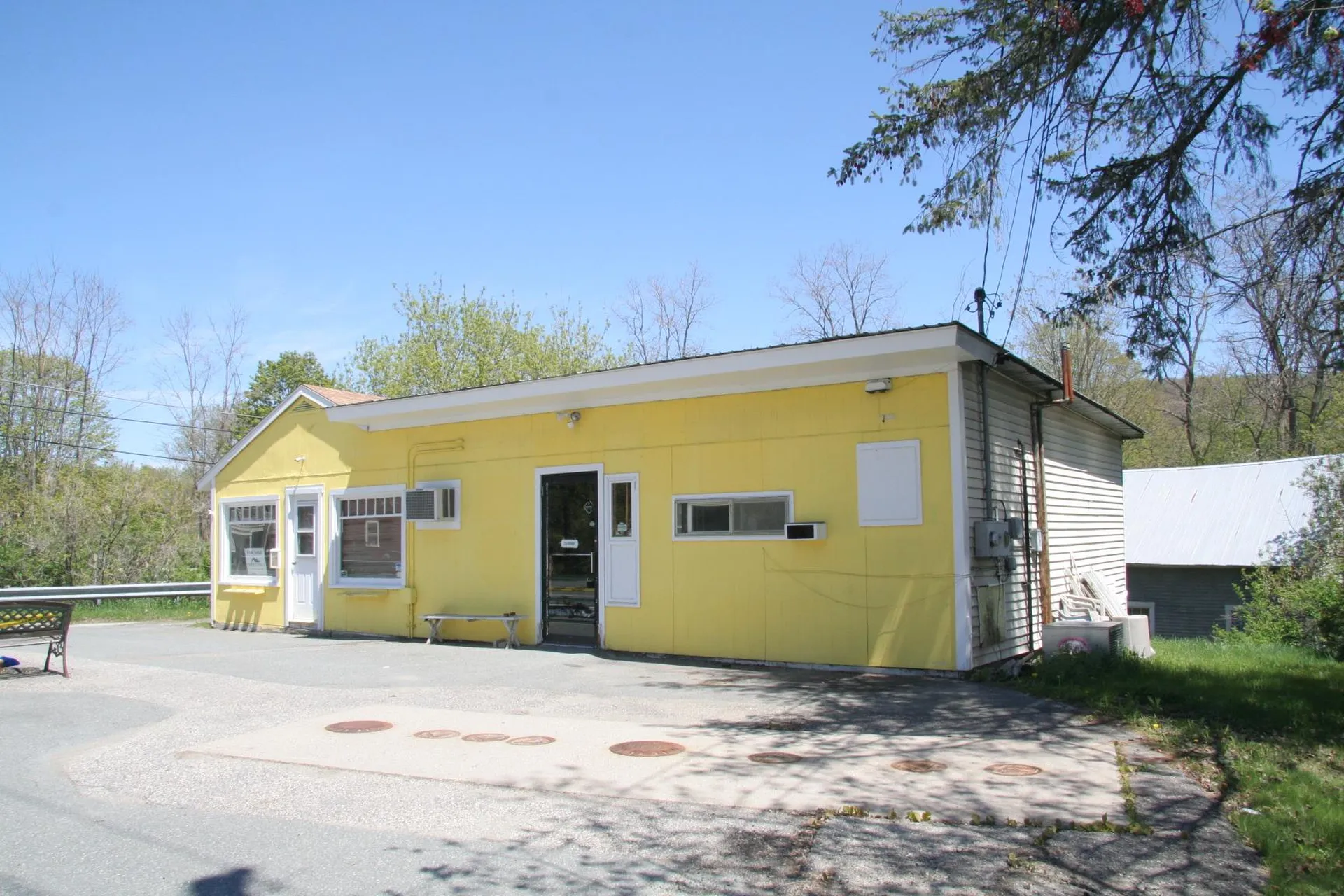 4675 Us Route 5 Barnet VT 05821
