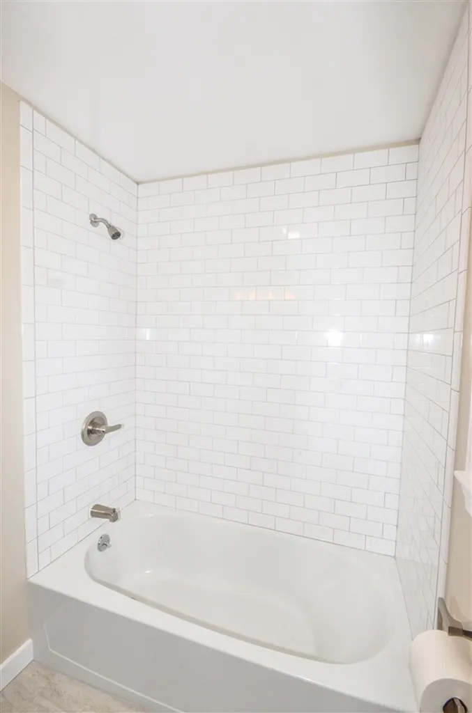 9 Richmond Street Nashua NH 03063