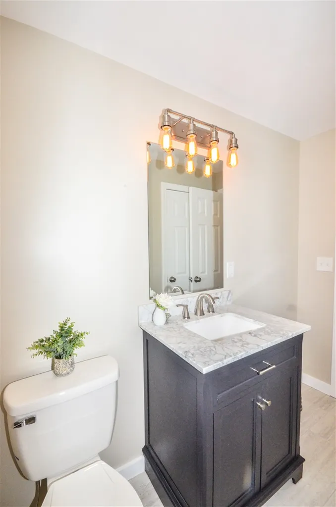 9 Richmond Street Nashua NH 03063